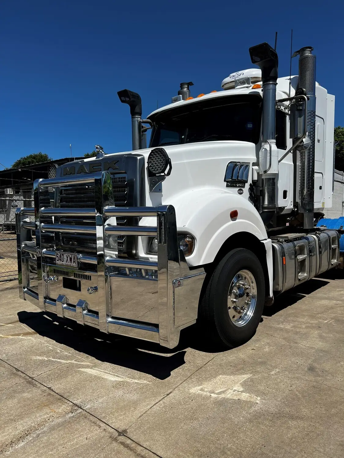 4-Post Top Dog Roadtrain - Image 3